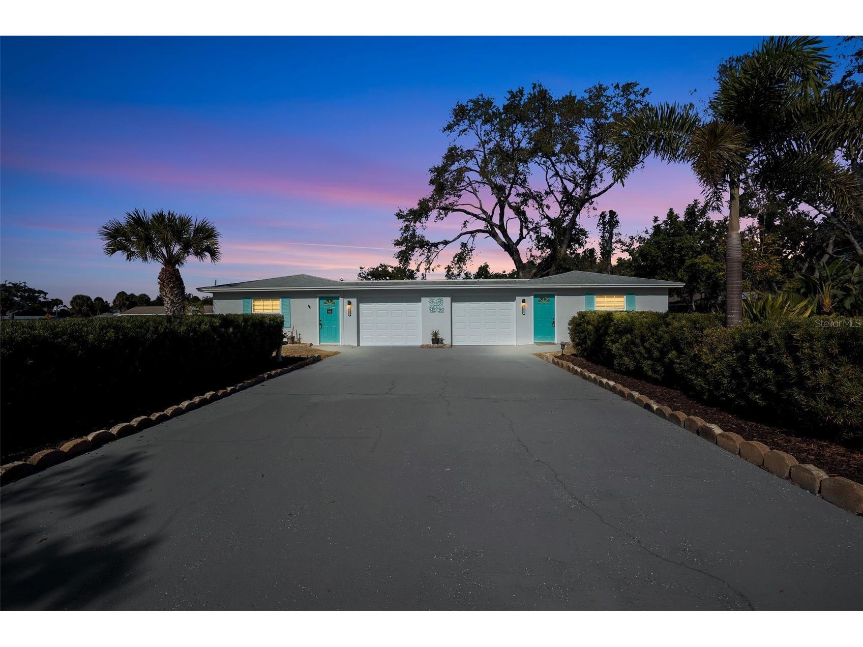 2227-2229 Montclair Drive #1&2 Sarasota FL 34231 A4677183 image2