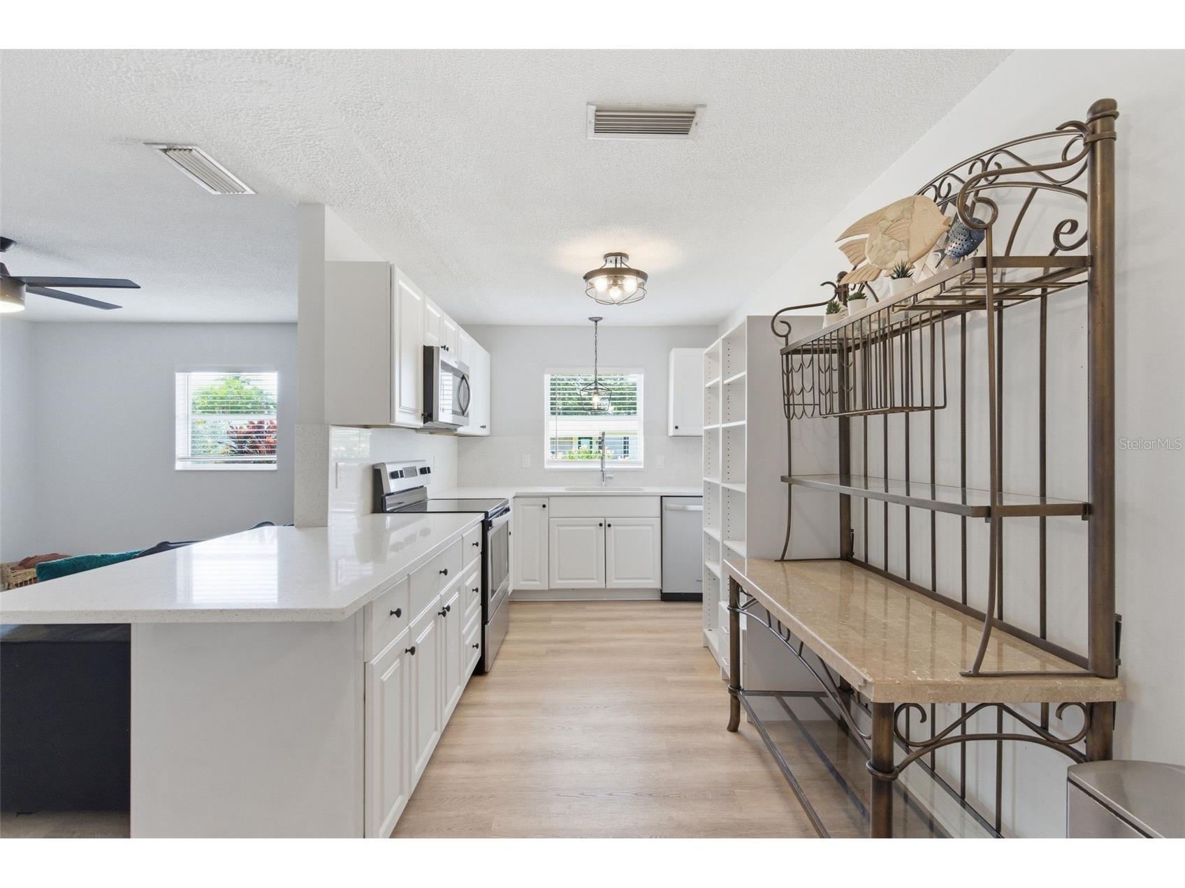 2227-2229 Montclair Drive #1&2 Sarasota FL 34231 A4677183 image22