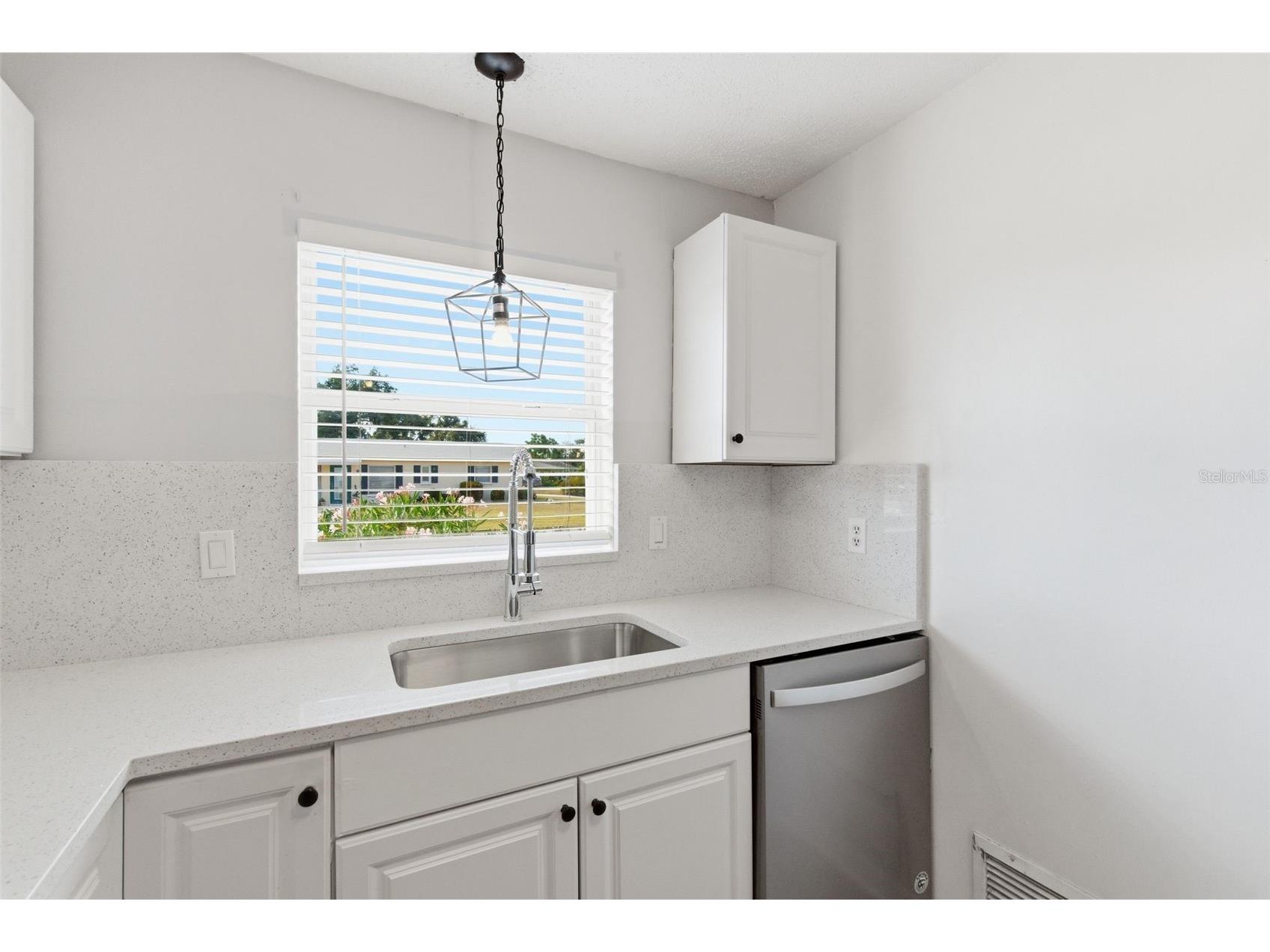 2227-2229 Montclair Drive #1&2 Sarasota FL 34231 A4677183 image25