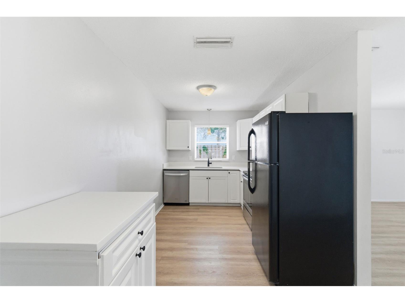 2227-2229 Montclair Drive #1&2 Sarasota FL 34231 A4677183 image5