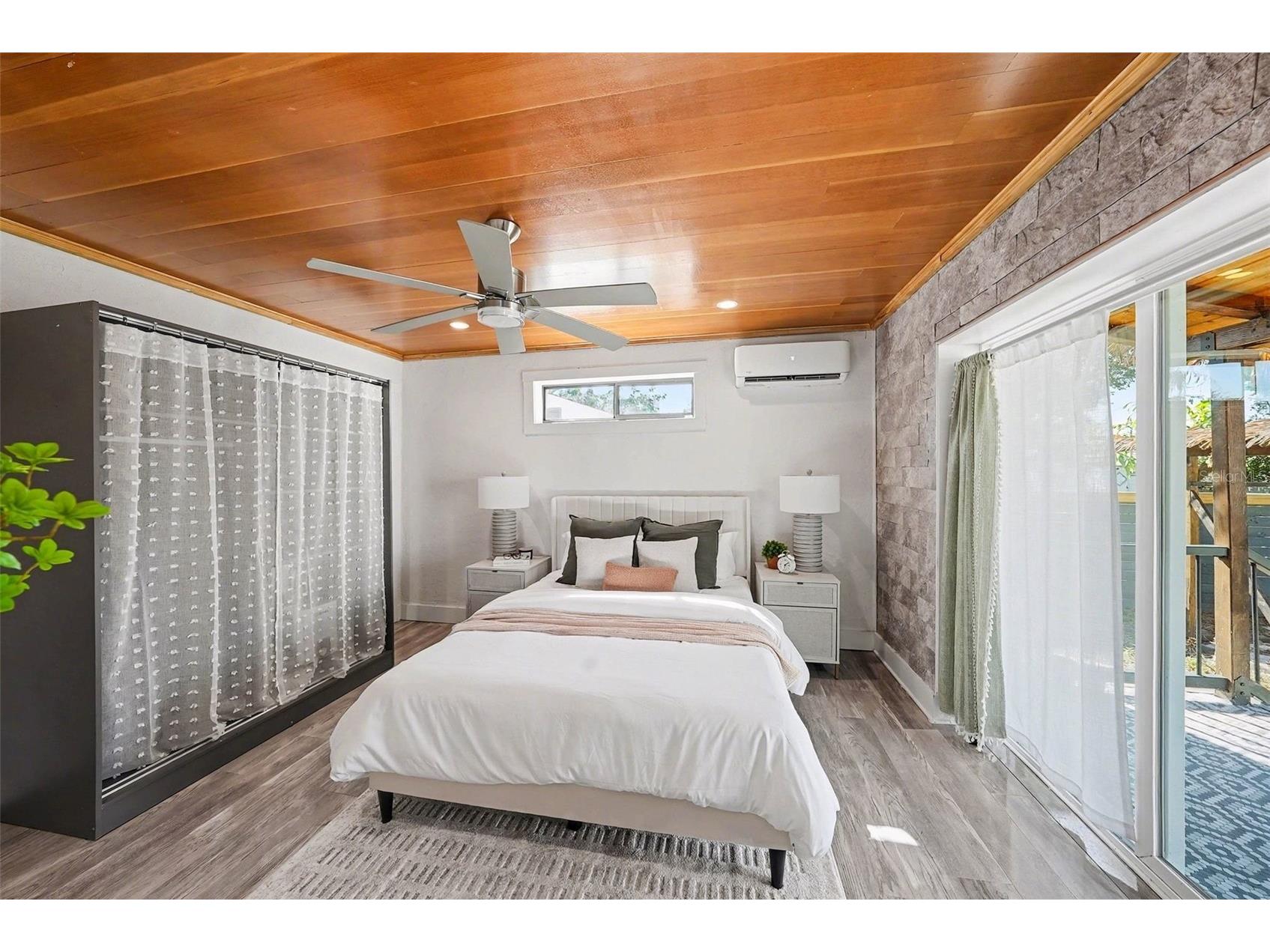 2227 29th Street S Saint Petersburg FL 33712 TB8450667 image12