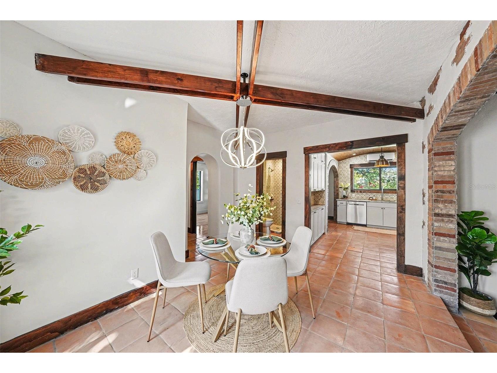 2227 29th Street S Saint Petersburg FL 33712 TB8450667 image7