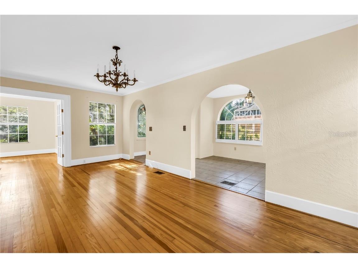 2227 Brevard Road NE Saint Petersburg FL 33704 TB8447118 image12