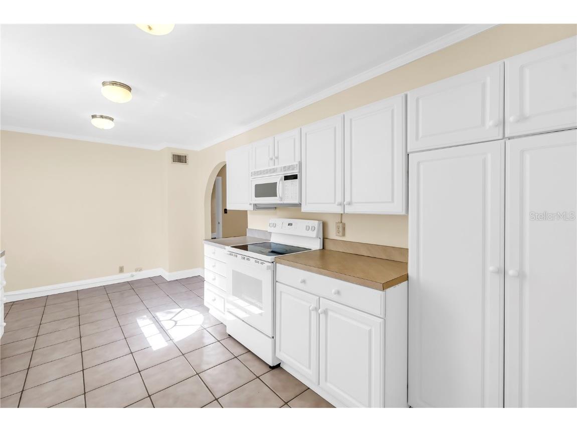 2227 Brevard Road NE Saint Petersburg FL 33704 TB8447118 image15