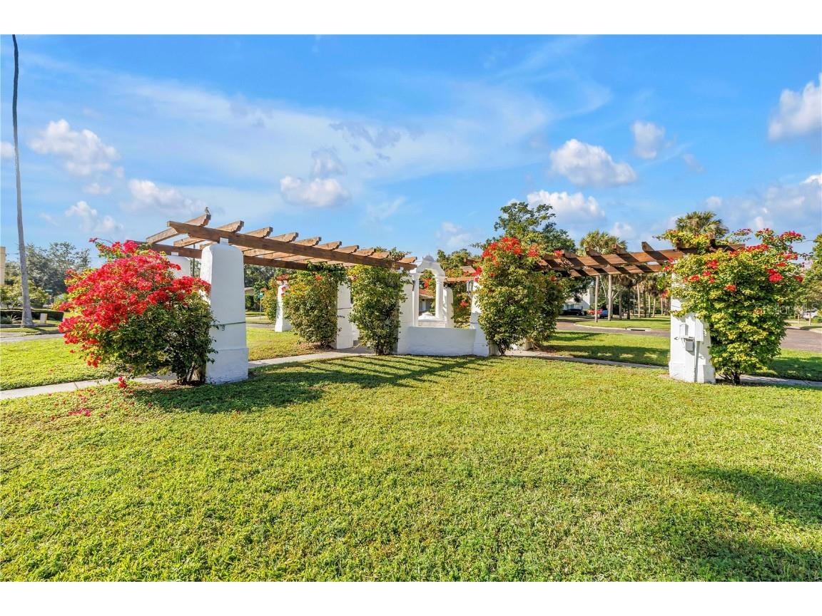 2227 Brevard Road NE Saint Petersburg FL 33704 TB8447118 image31