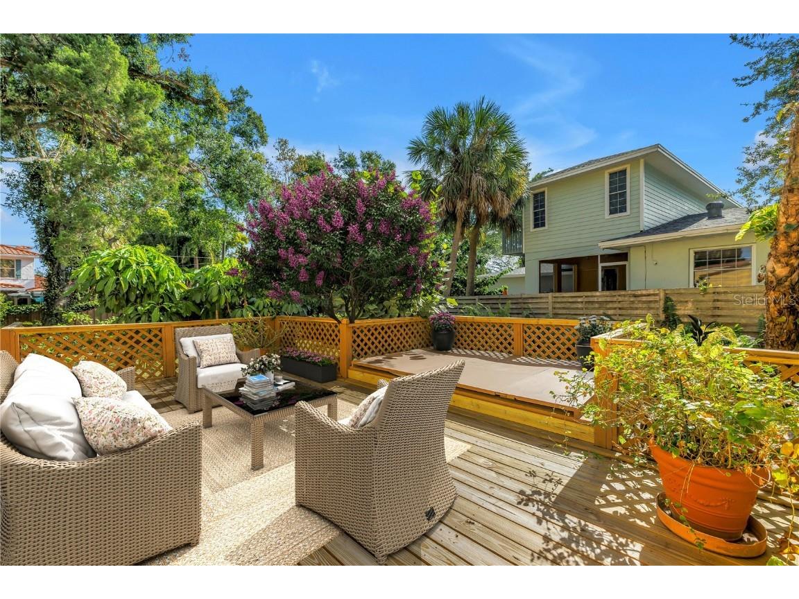 2227 Brevard Road NE Saint Petersburg FL 33704 TB8447118 image4