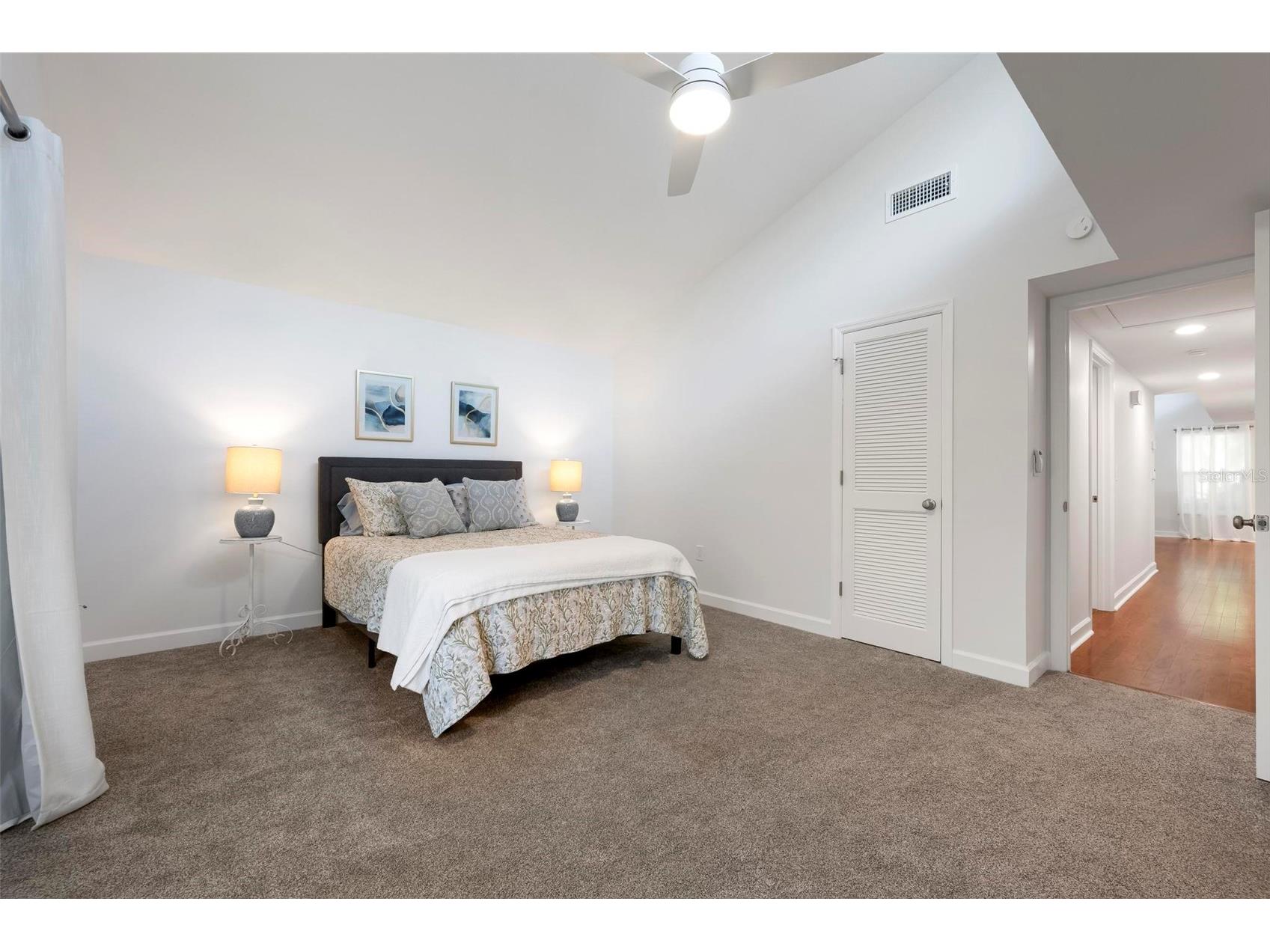 2227 Circlewood Drive #52 Sarasota FL 34231 A4696035 image15