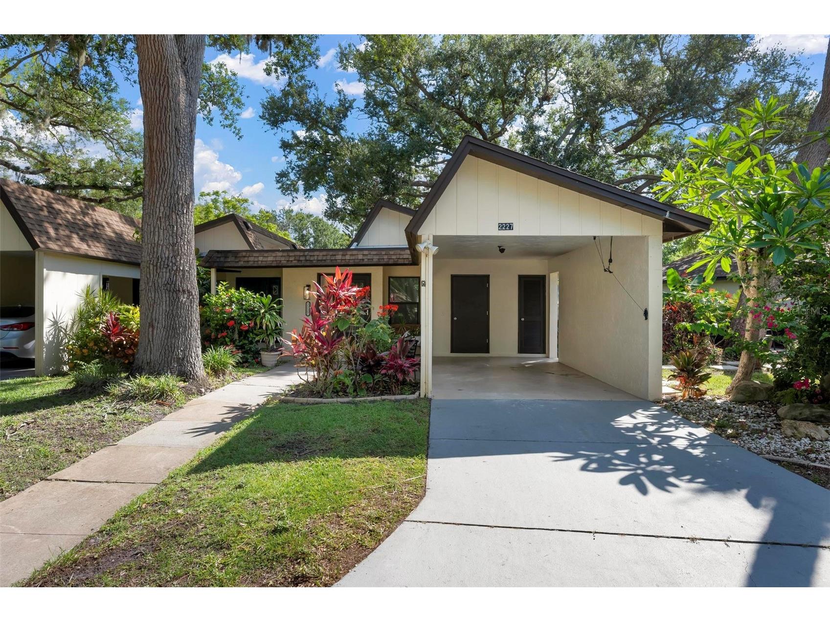2227 Circlewood Drive #52 Sarasota FL 34231 A4696035 image2