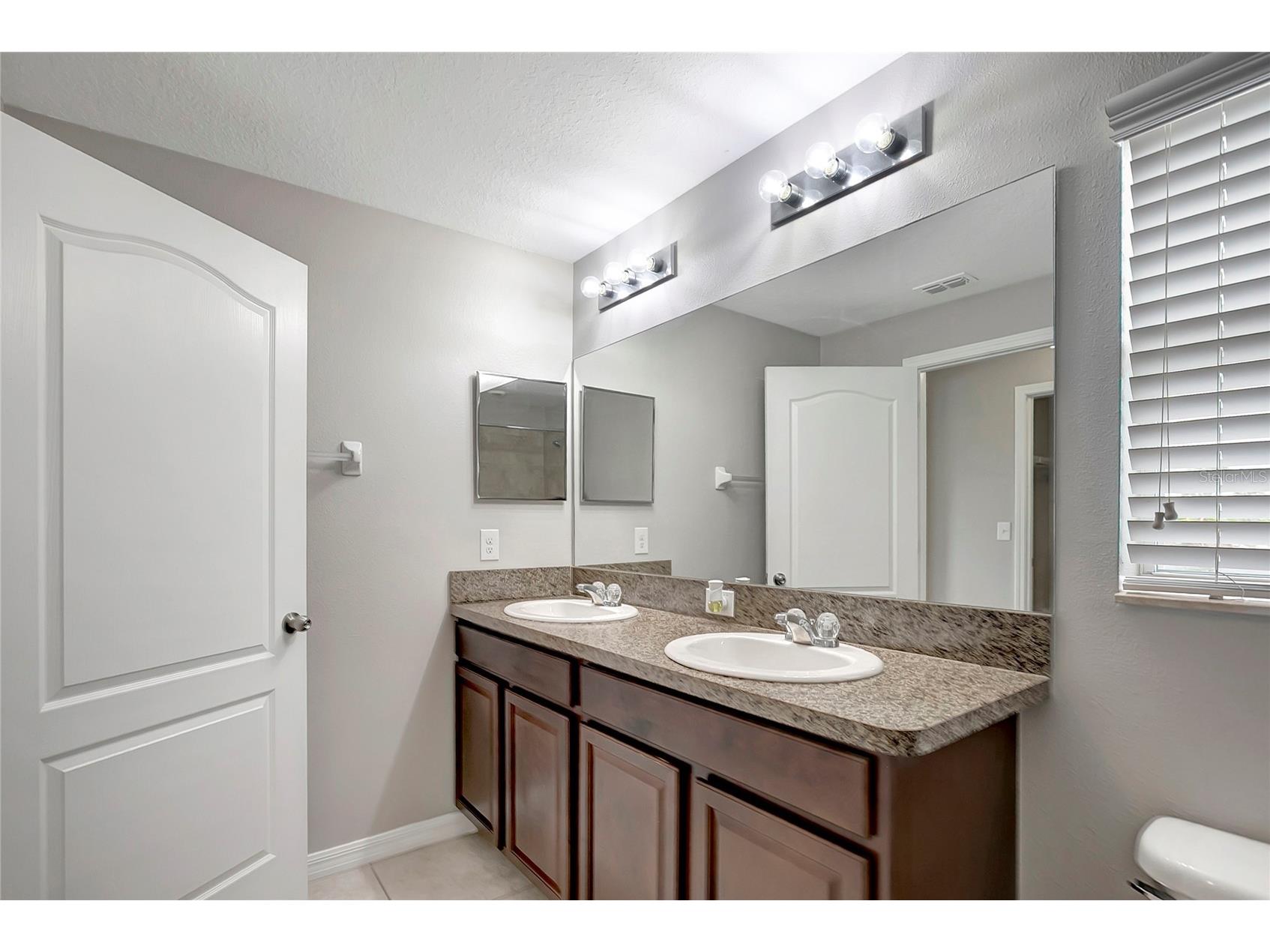 2227 Golden Falcon Drive Ruskin FL 33570 TB8501480 image34