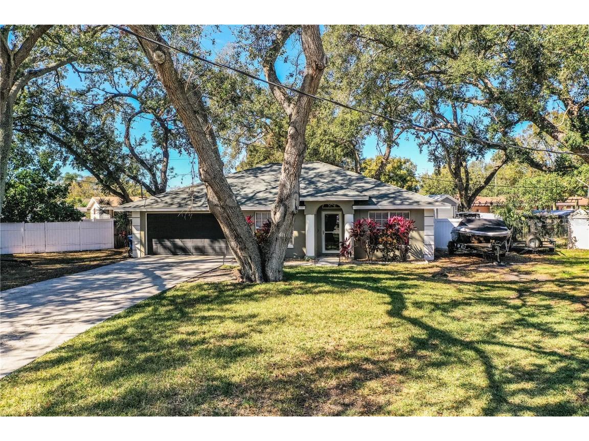 2227 Howard West Avenue Winter Haven FL 33880 L4950294 image1