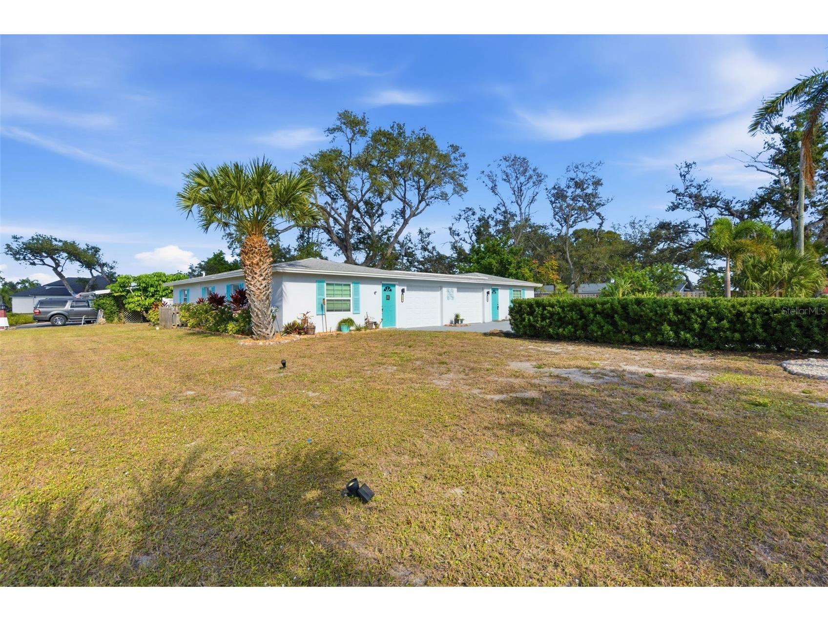 2227 Montclair Drive #1 Sarasota FL 34231 A4687276 image3