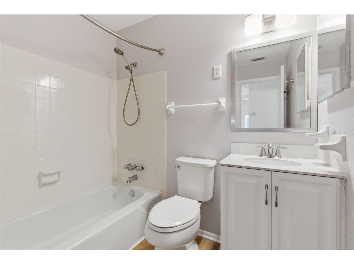 2227 Montclair Drive Sarasota FL 34231 A4677183 image18