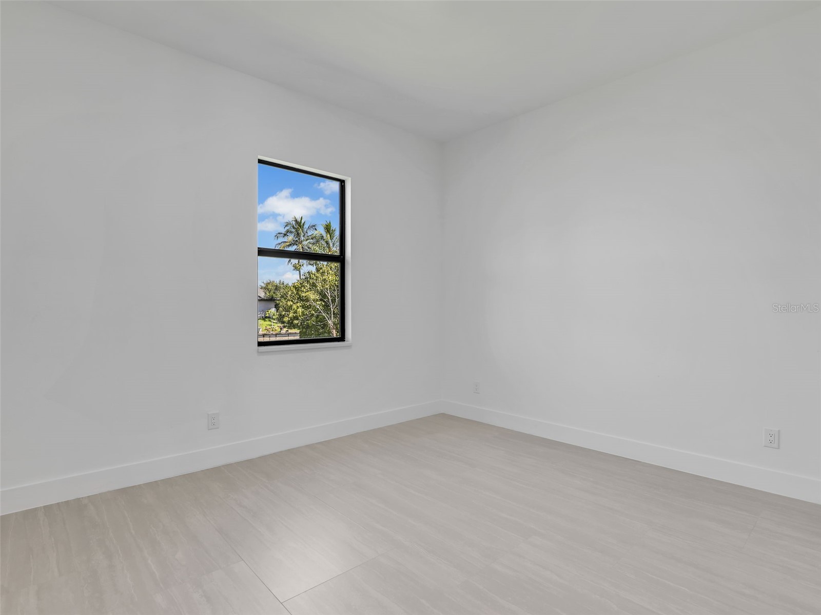 2227 NW 20th Terrace Cape Coral FL 33993 A4681047 image25