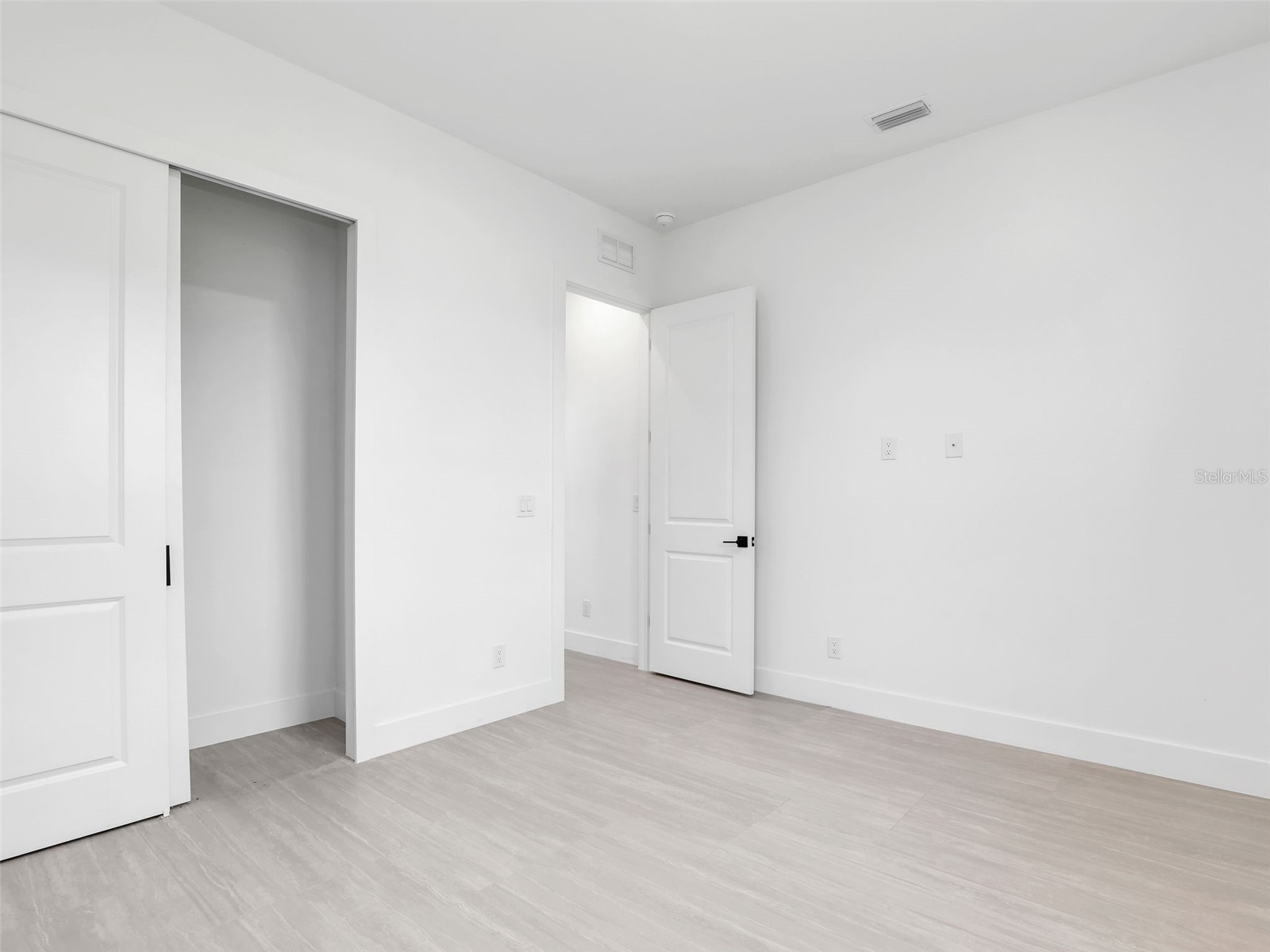 2227 NW 20th Terrace Cape Coral FL 33993 A4681047 image26