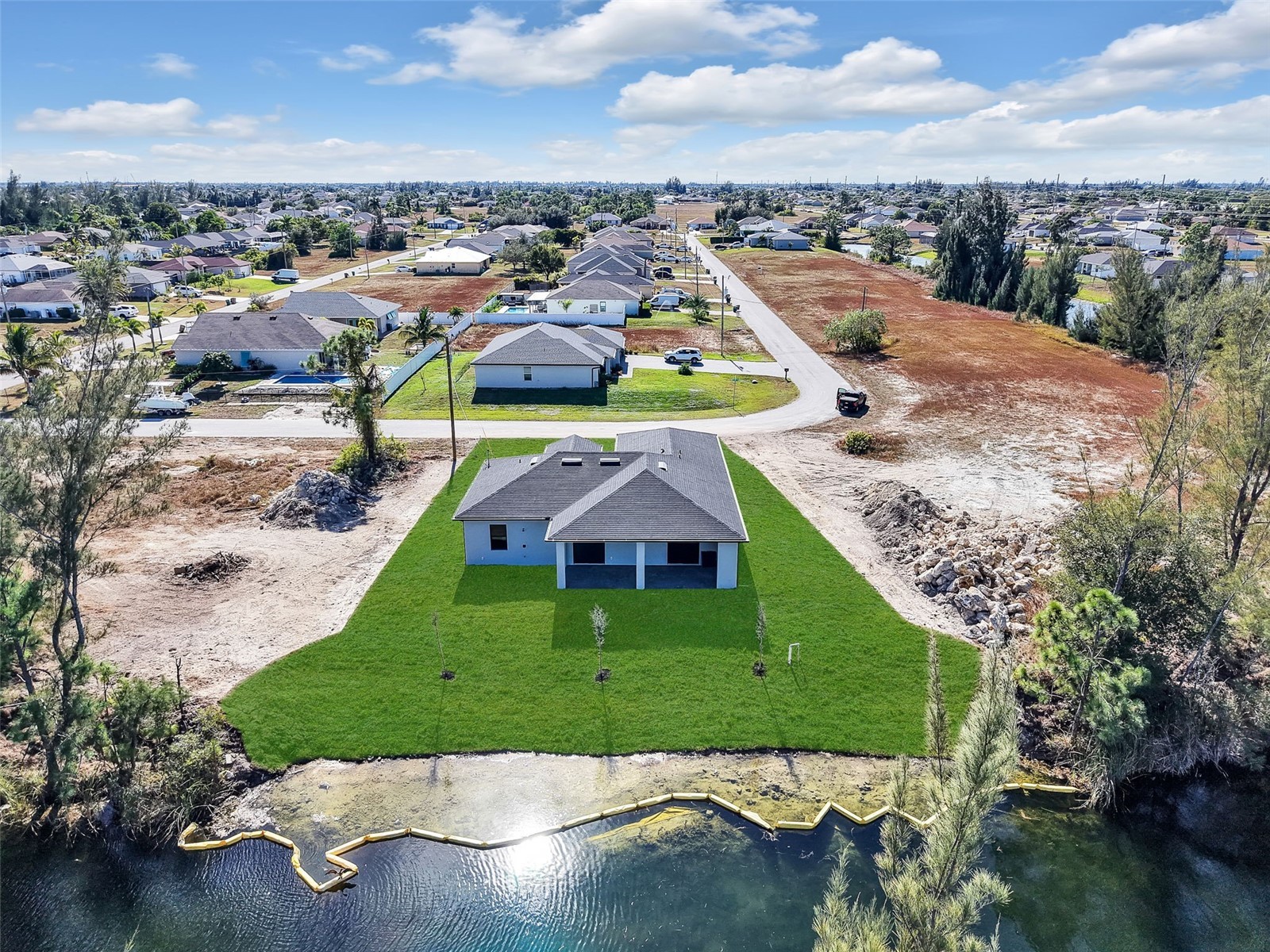 2227 NW 20th Terrace Cape Coral FL 33993 A4681047 image38