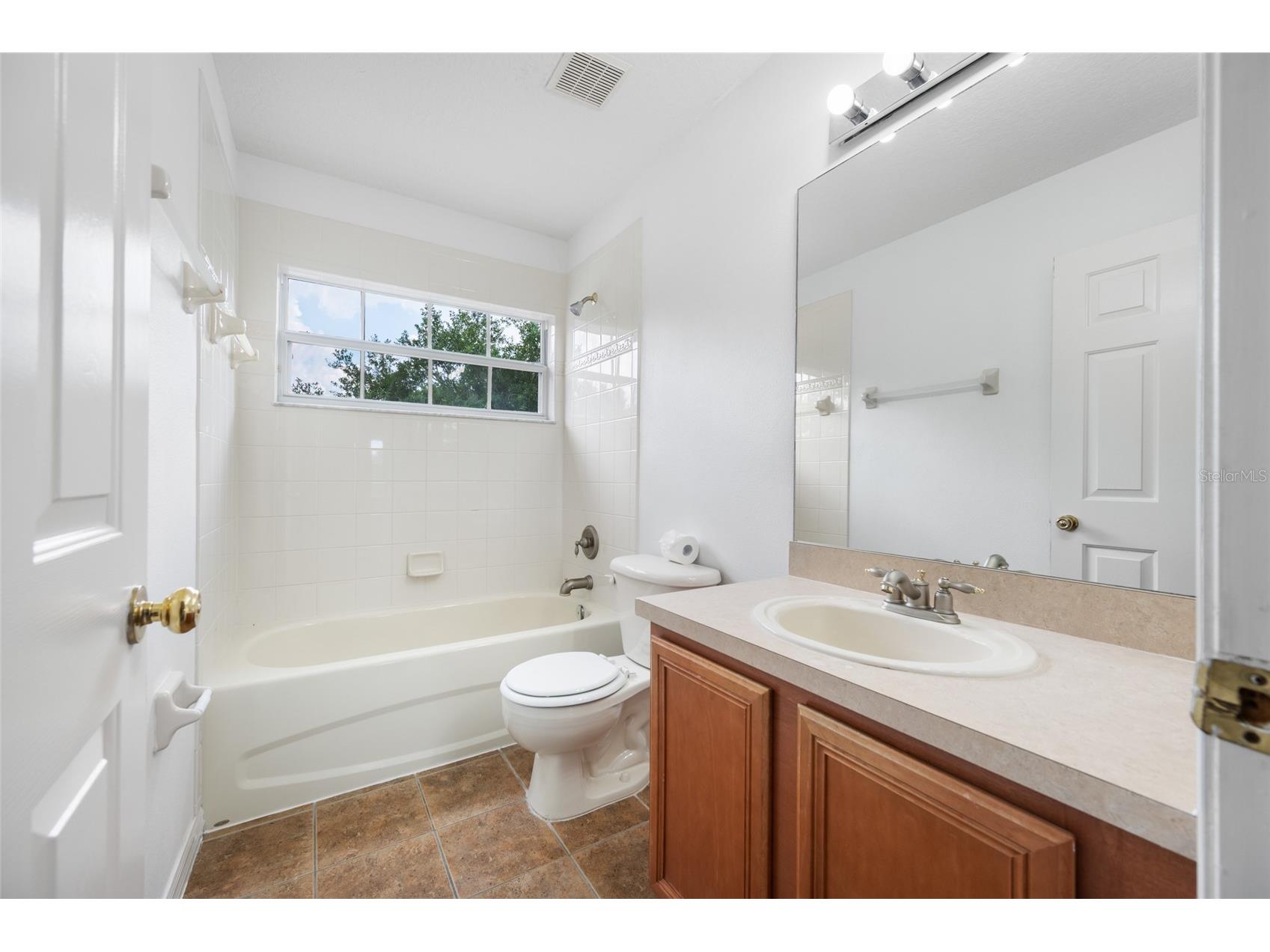 2227 Roanoke Springs Drive Ruskin FL 33570 TB8511325 image46