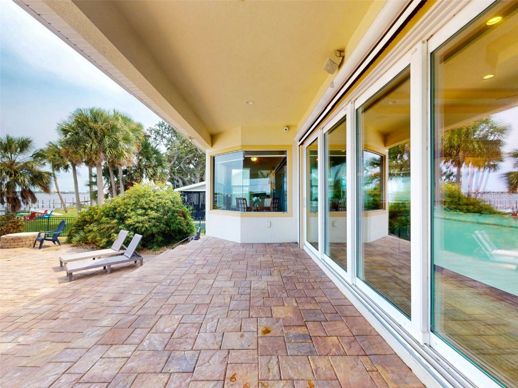 2227 S Palmetto Avenue South Daytona FL 32119 - HALIFAX RIVER V4944999 image3