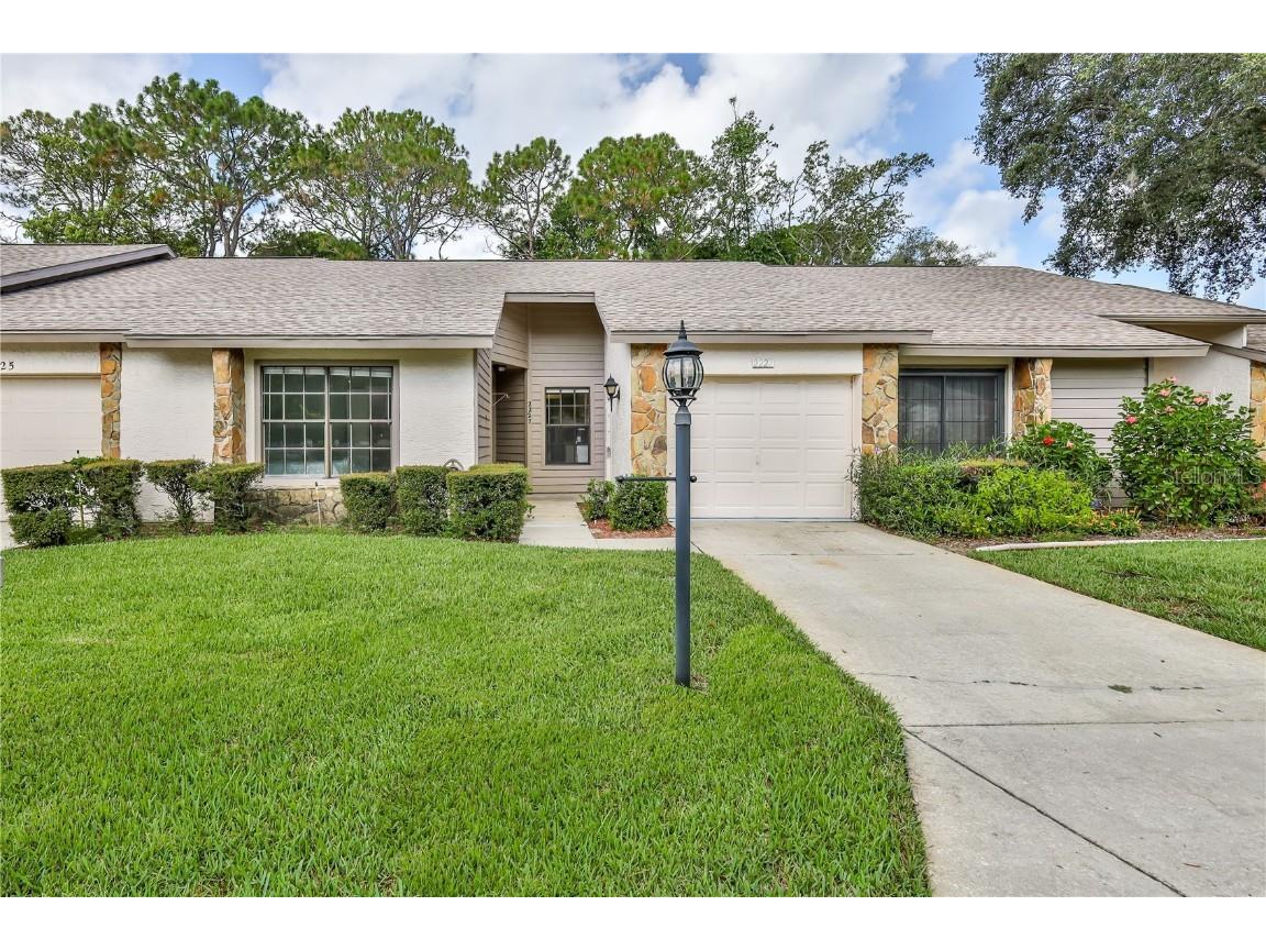 2227 Wyndam Drive Spring Hill FL 34606 W7856389 image1