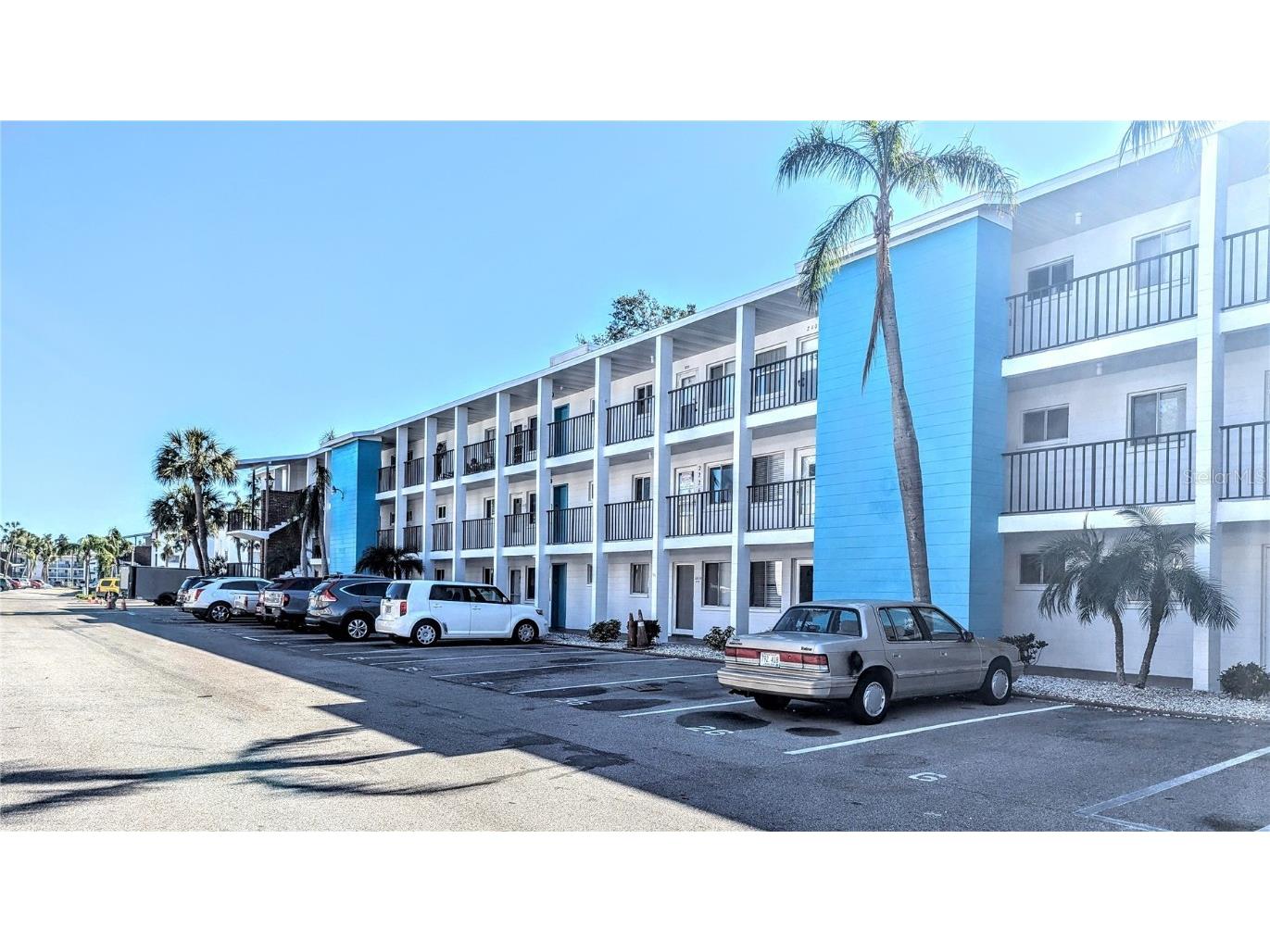 2228 Canal Drive #D26 Bradenton FL 34207 A4630425 image1