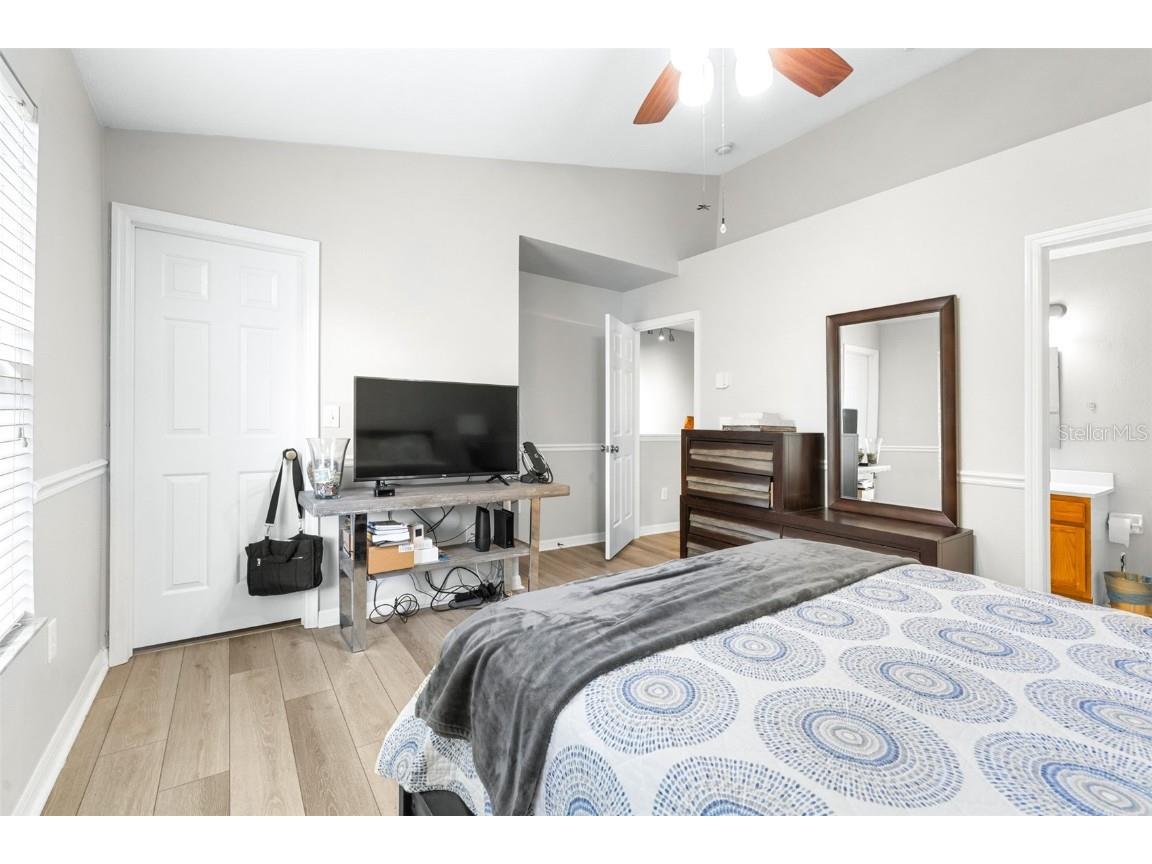 2228 Golden Oak Lane Valrico FL 33594 TB8415670 image35