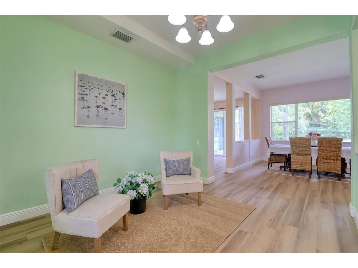 2228 Hannah Way S Dunedin FL 34698 TB8396786 image3