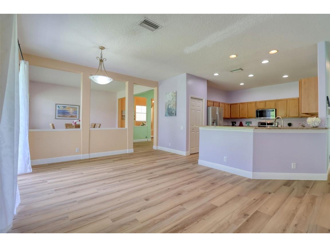 2228 Hannah Way S Dunedin FL 34698 TB8396786 image5