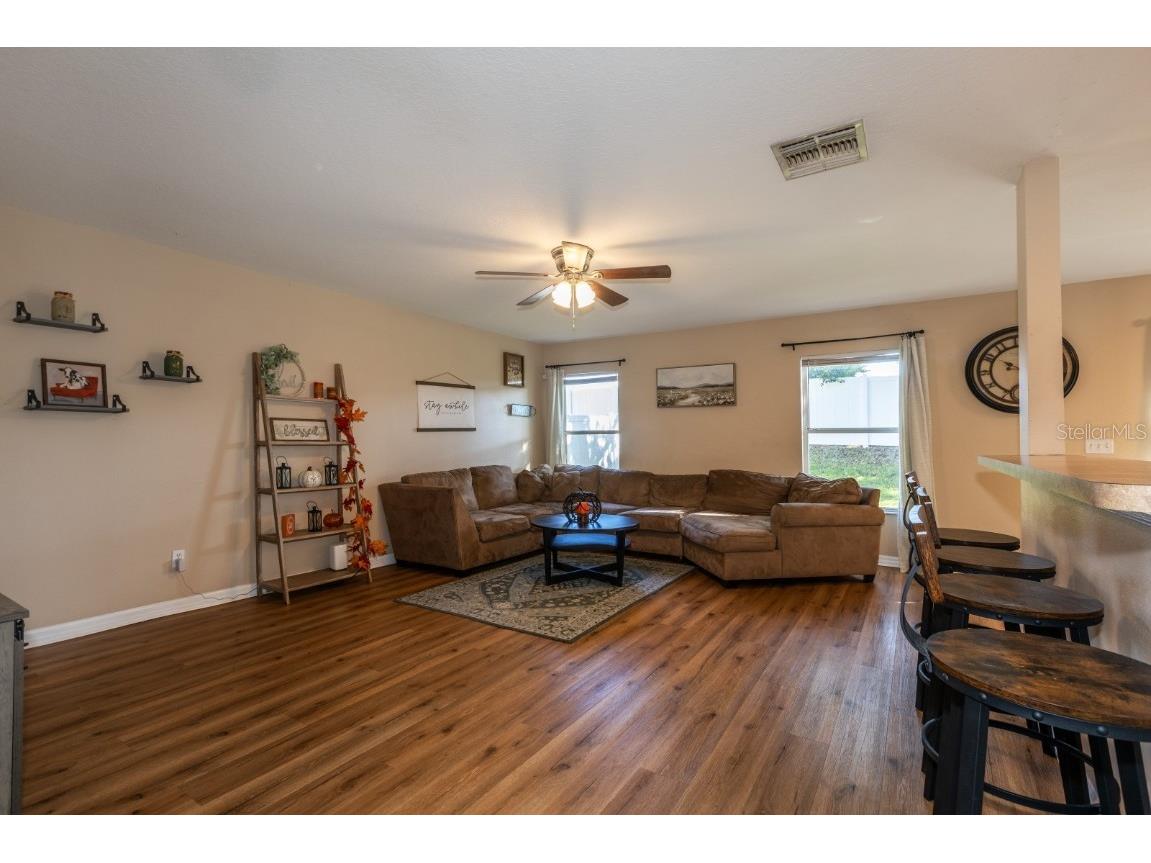 2228 Martins Run Tavares FL 32778 G5103266 image10