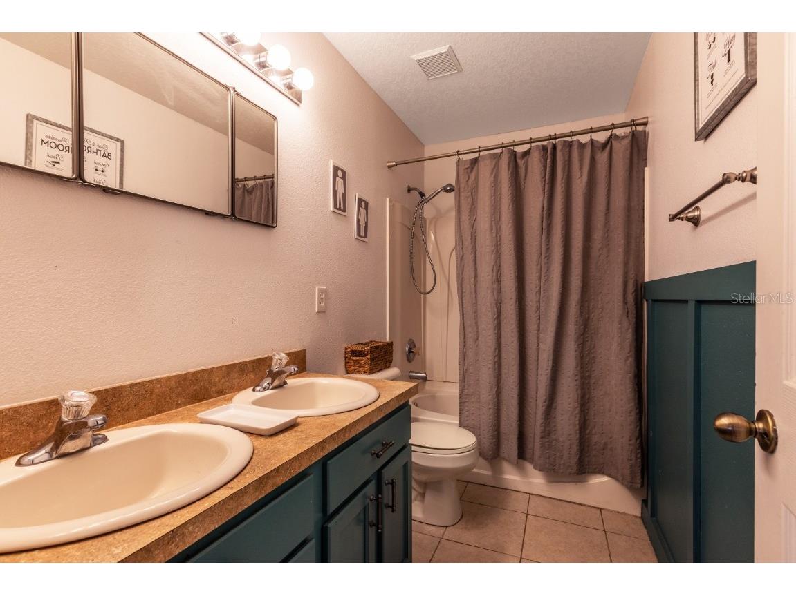 2228 Martins Run Tavares FL 32778 G5103266 image15