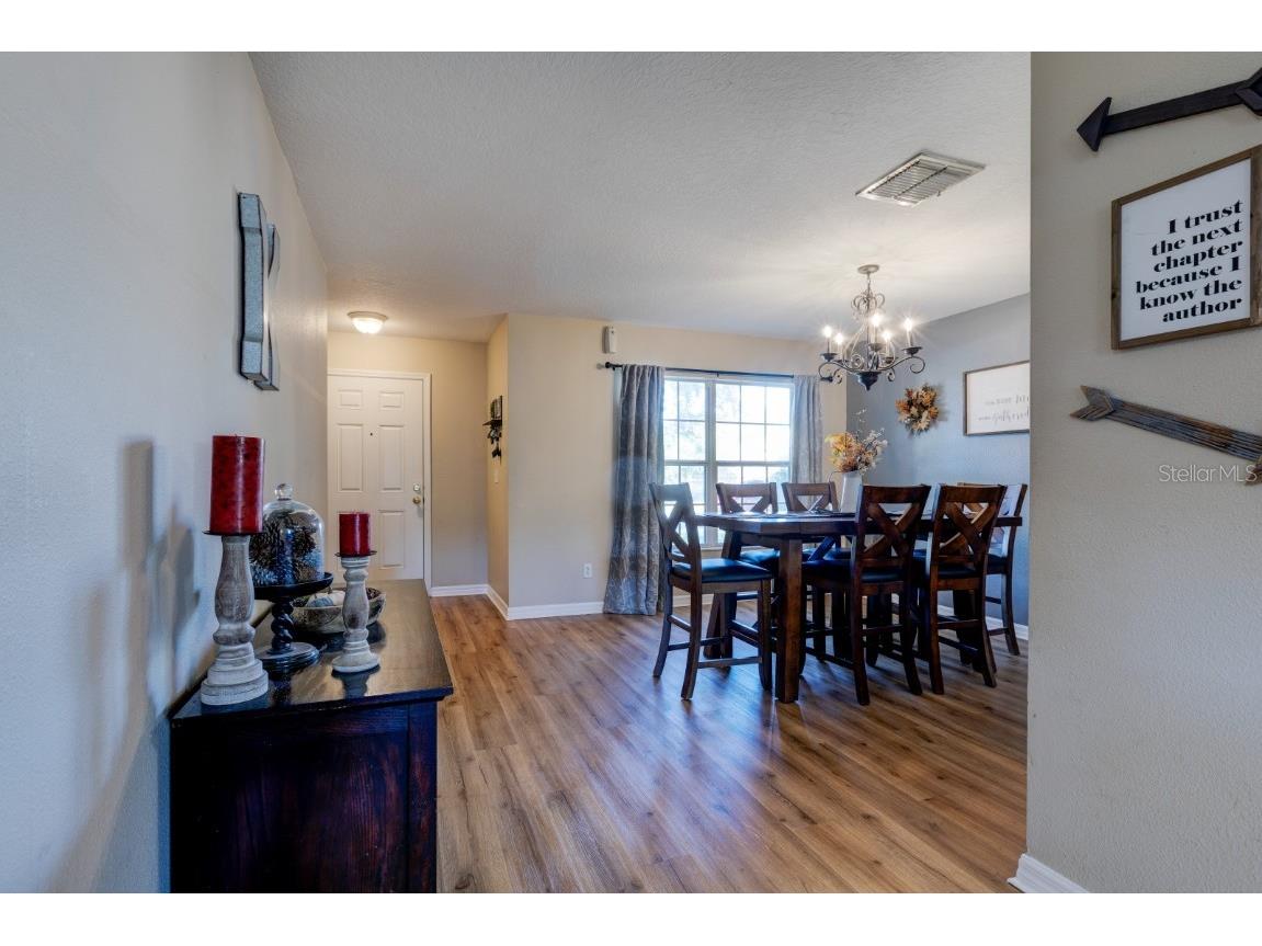 2228 Martins Run Tavares FL 32778 G5103266 image5