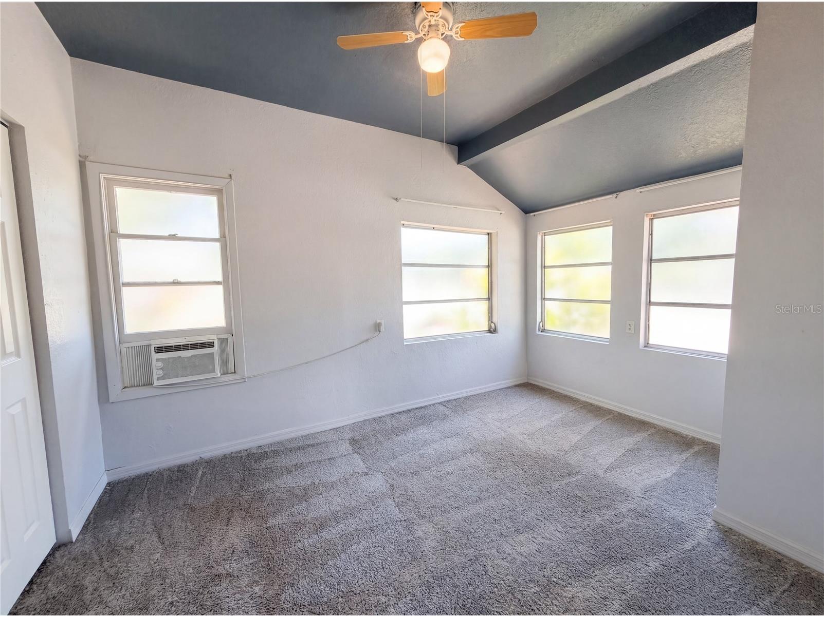2228 N Orange Avenue Sarasota FL 34234 O6408224 image4