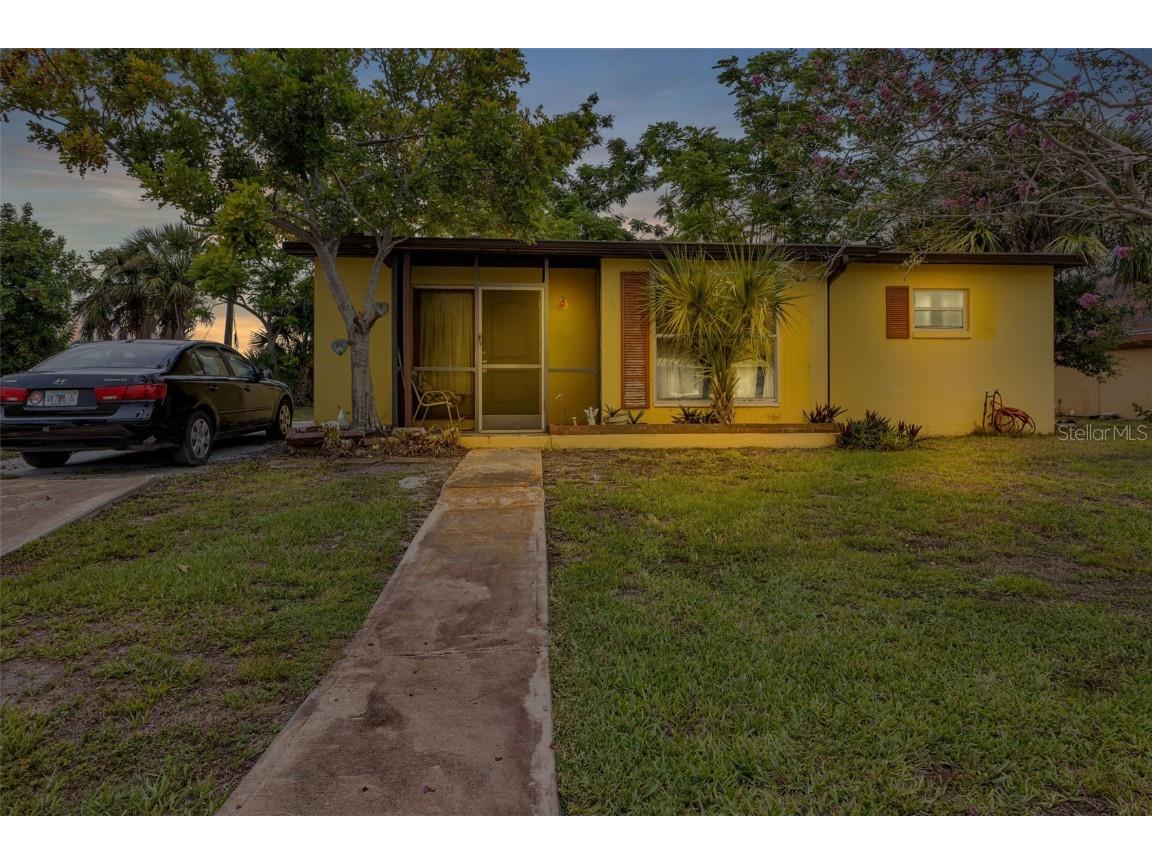 22283 Hernando Avenue Port Charlotte FL 33952 C7494104 image1