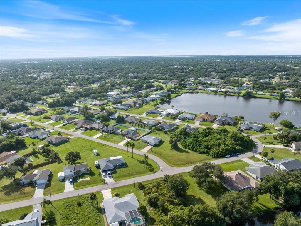 22285 Columbus Avenue Port Charlotte FL 33954 A4663683 image46