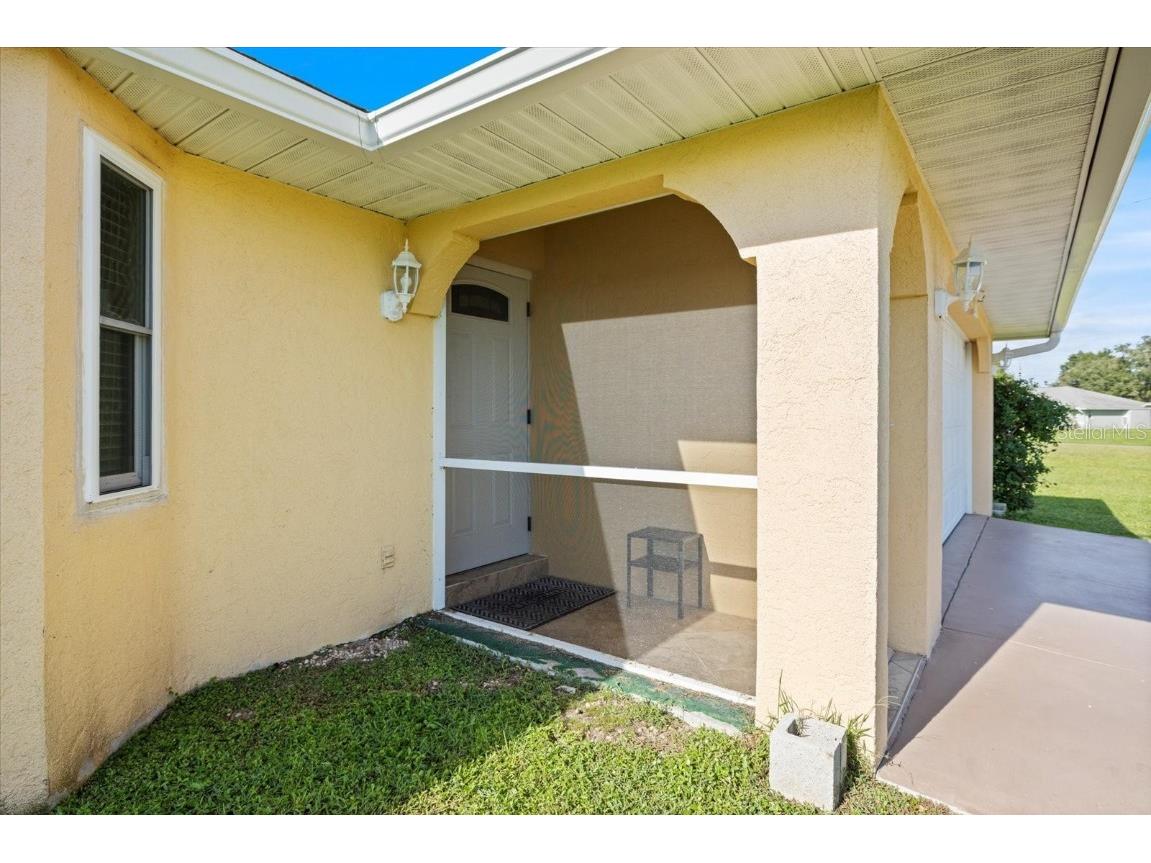 22285 Columbus Avenue Port Charlotte FL 33954 A4663683 image5