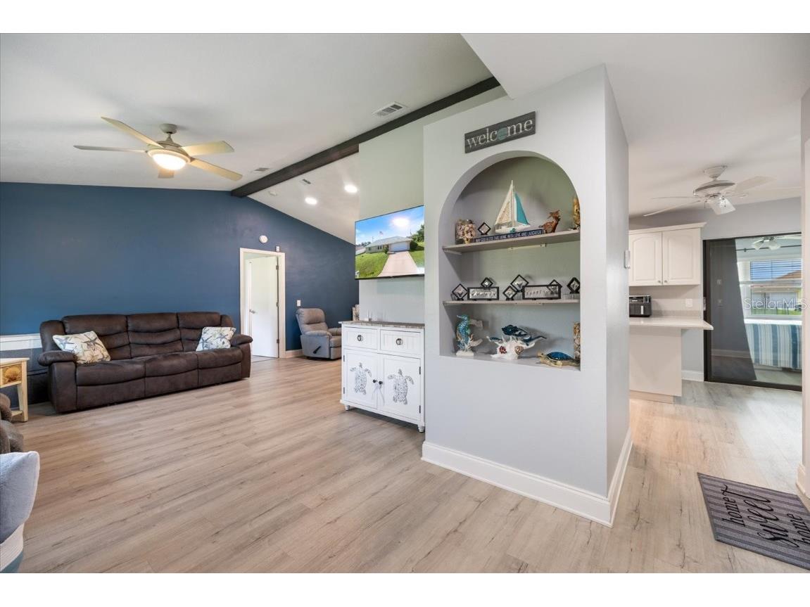 22285 Columbus Avenue Port Charlotte FL 33954 A4663683 image8