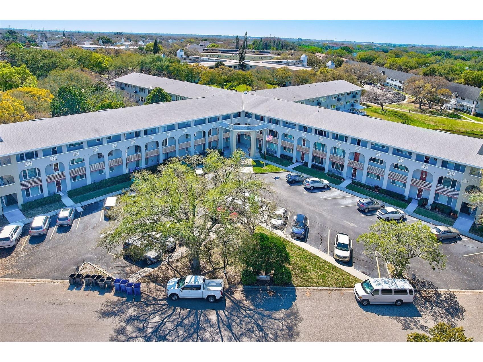 2229 Americus Boulevard W #25 Clearwater FL 33763 - LAKE ARBOR TB8514703 image1