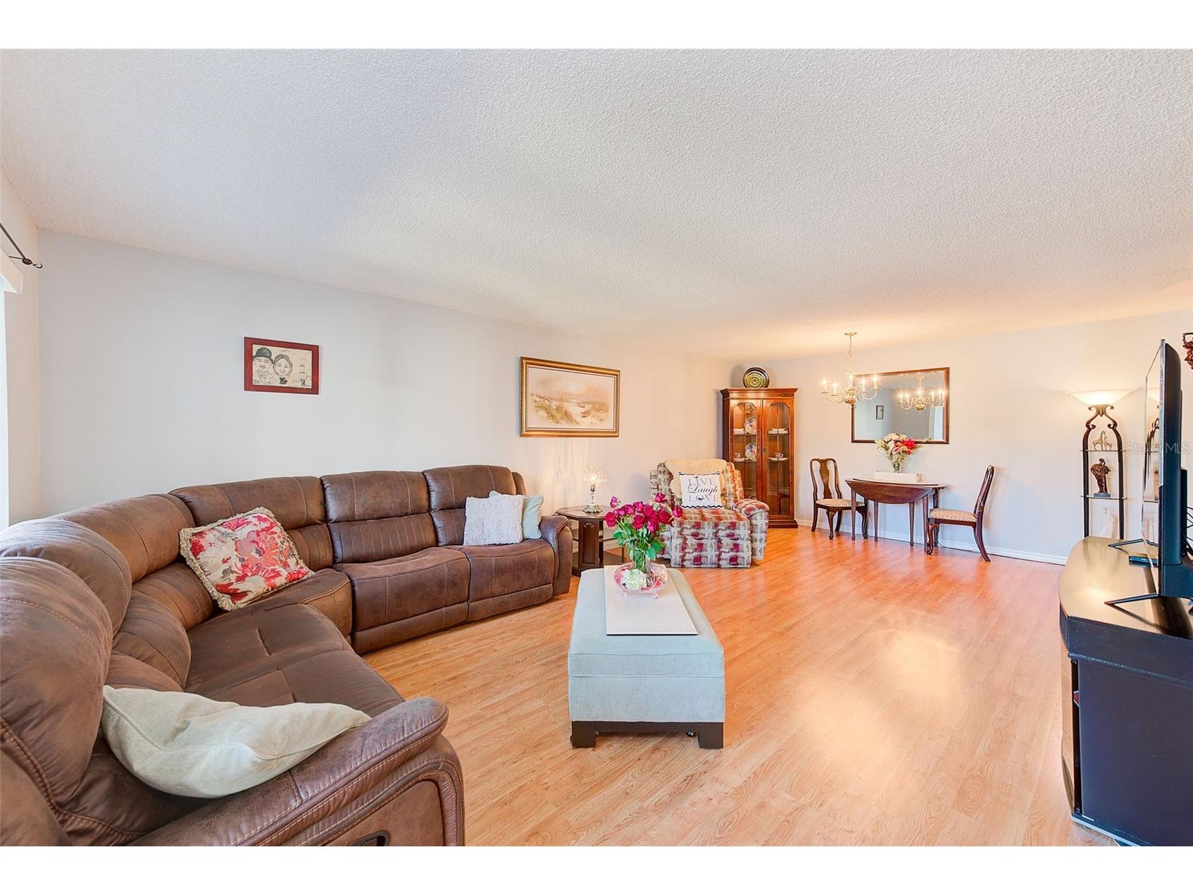 2229 Americus Boulevard W #25 Clearwater FL 33763 - LAKE ARBOR TB8514703 image3