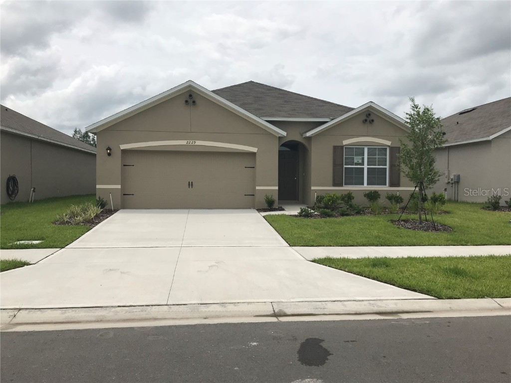 2229 Blue Highlands Drive Lakeland FL 33811 L4939240 image1