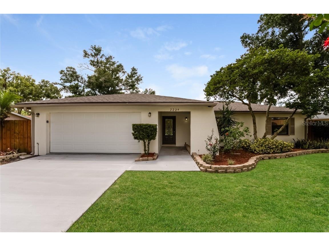 2229 Flaming Arrow Drive Lakeland FL 33813 O6348478 image1