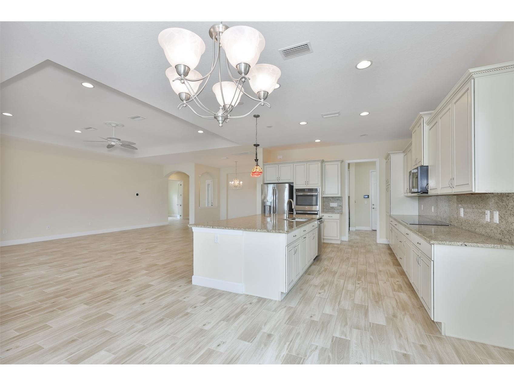 2229 S Pebble Beach Boulevard Sun City Center FL 33573 TB8516262 image13