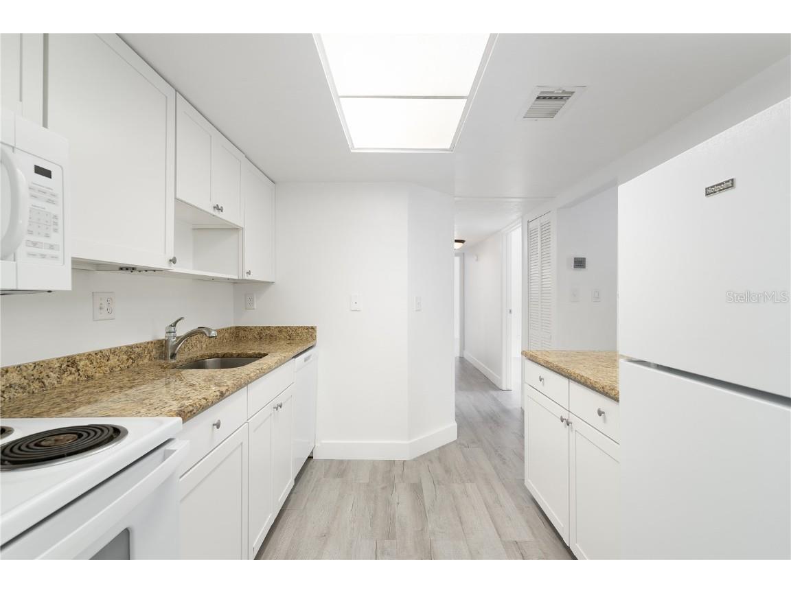 22291 Westchester Boulevard #206 Port Charlotte FL 33952 C7517625 image12