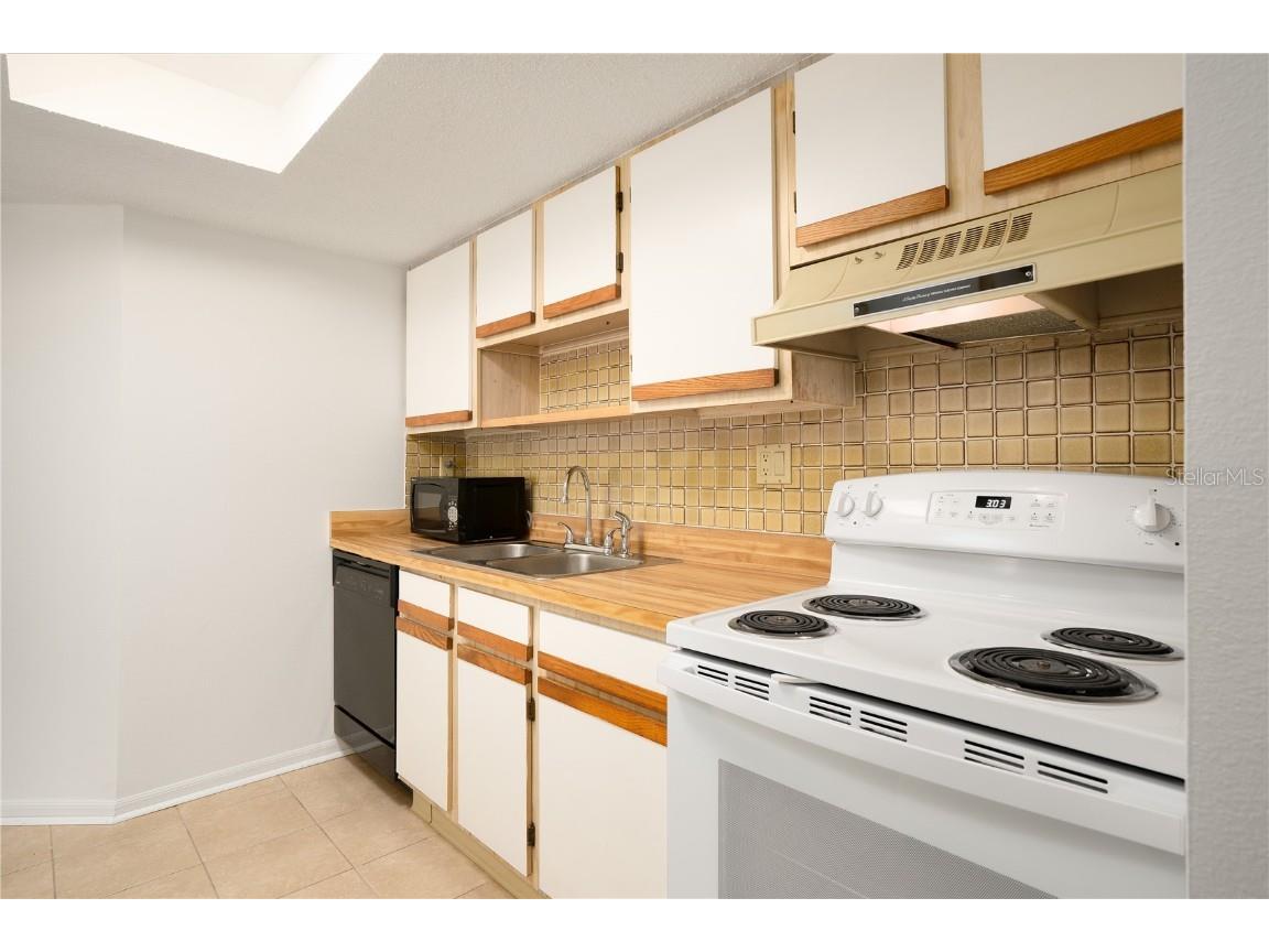 22291 Westchester Boulevard #301 Port Charlotte FL 33952 C7517626 image11