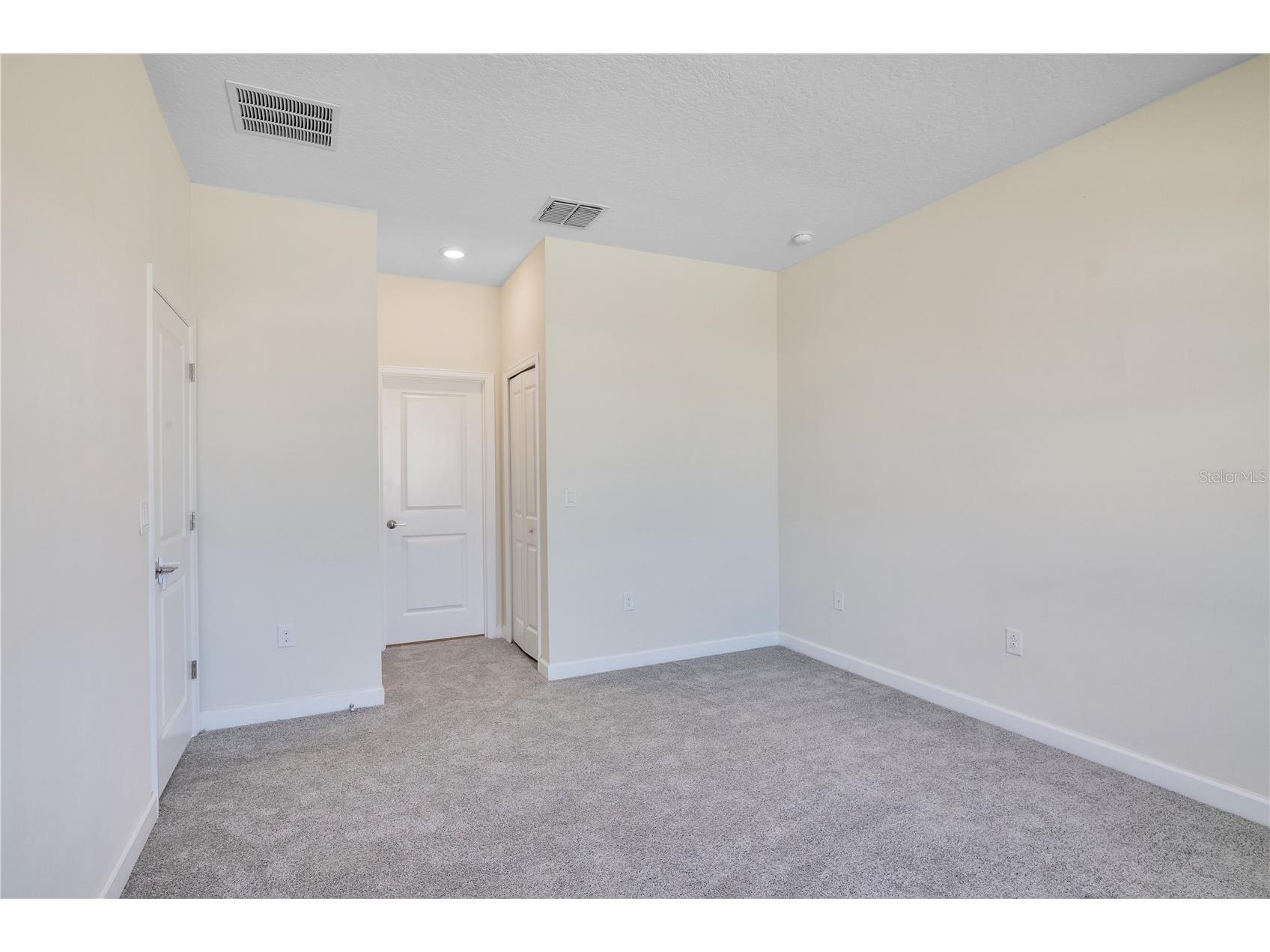 223 Bergamot Loop Davenport FL 33837 O6416720 image11
