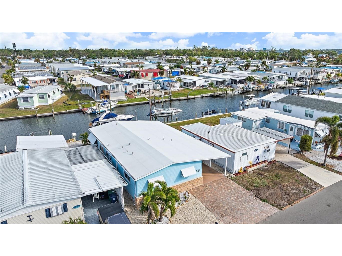 223 Bimini Drive Palmetto FL 34221 - CANAL TO TERRA CEIA BAY N6136093 image1