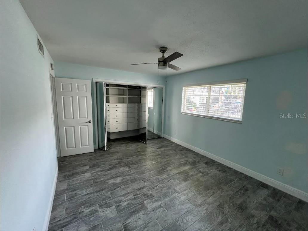 223 Dolphin Point Clearwater Beach FL 33767 TB8529495 image10