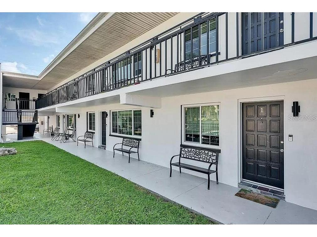 223 Dolphin Point Clearwater Beach FL 33767 TB8529495 image12