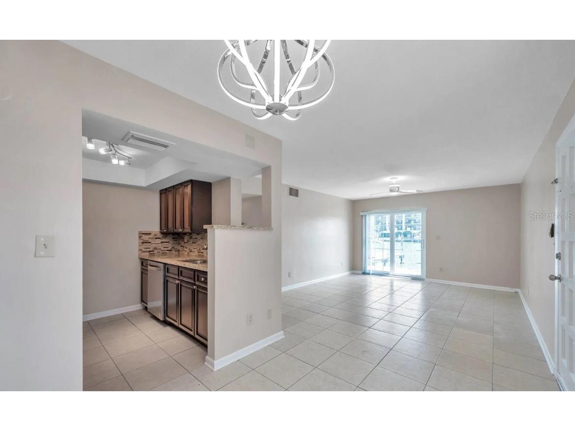223 Dolphin Point Clearwater Beach FL 33767 TB8529495 image2