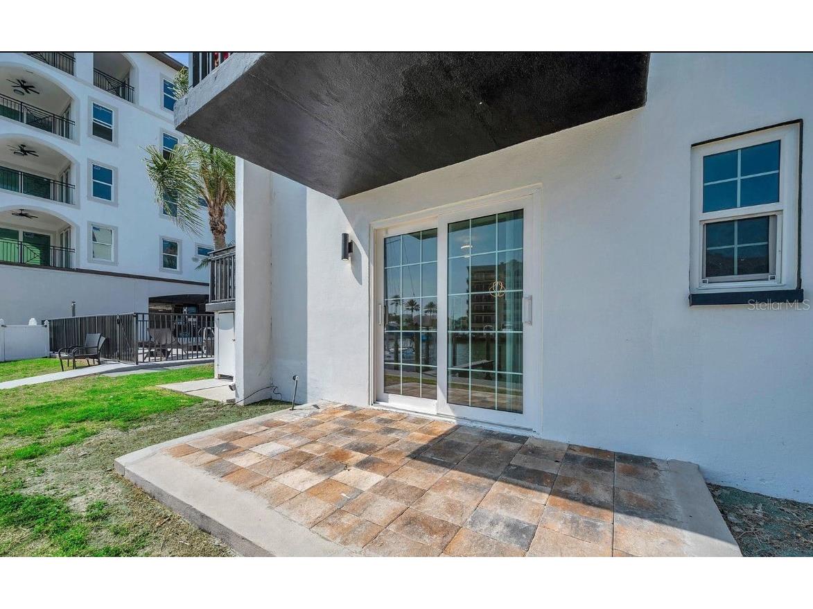 223 Dolphin Point Clearwater Beach FL 33767 TB8529495 image8
