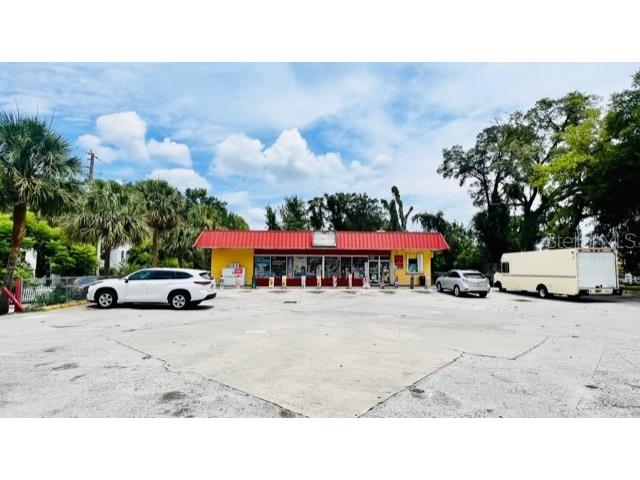 223 E Voorhis Avenue Deland FL 32724 V4930774 image3