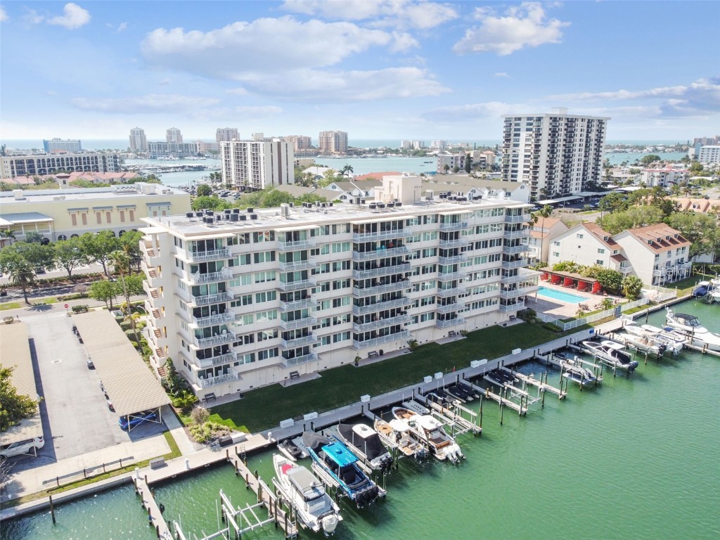 223 Island Way #2A Clearwater Beach FL 33767 T3516315 image1
