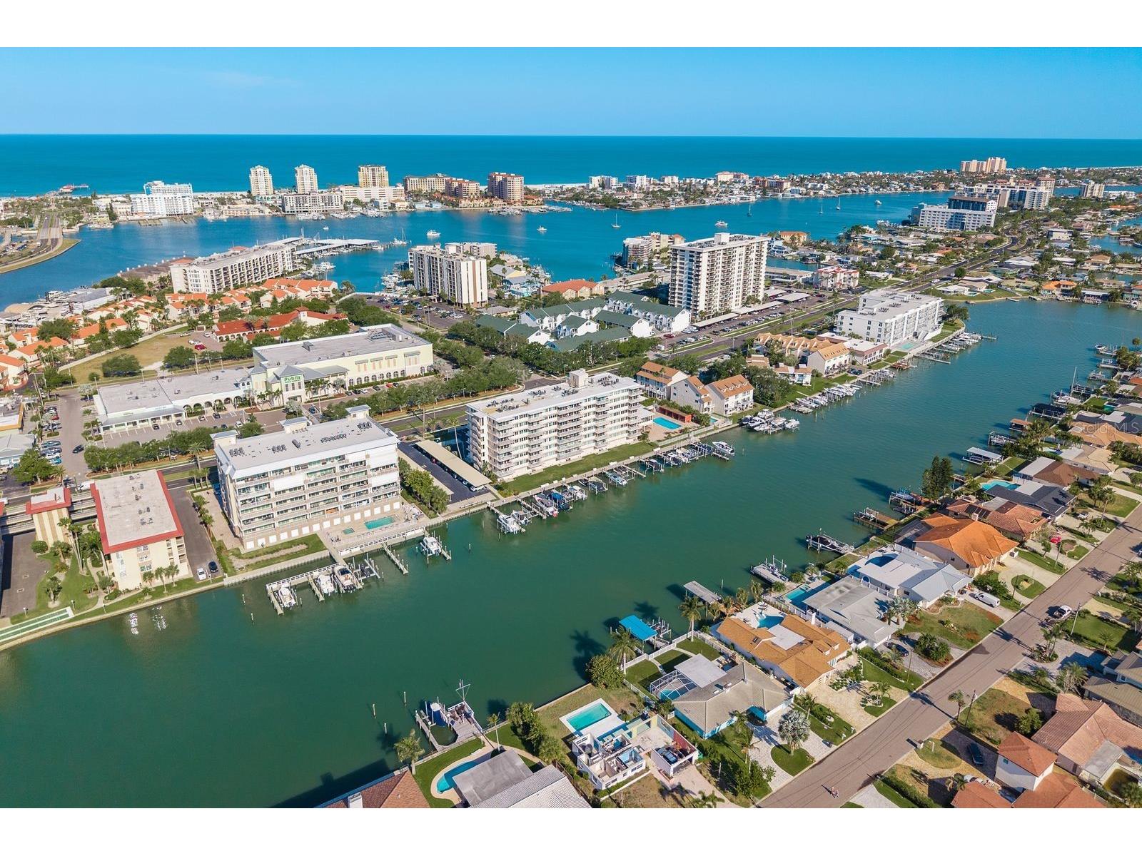 223 Island Way #2D Clearwater Beach FL 33767 TB8504217 image39